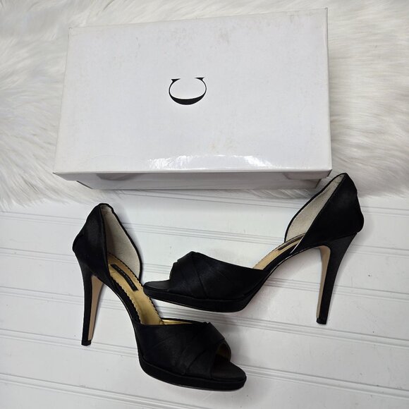 CAPARROS Lizzie Black Crepe D' Orsay Satin Heels New In Box Women's Size 9.5 - Picture 2 of 7